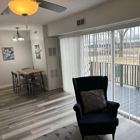 Peaceful Park 2 Bedroom Remodeled Family Suite Granite City Экстерьер фото