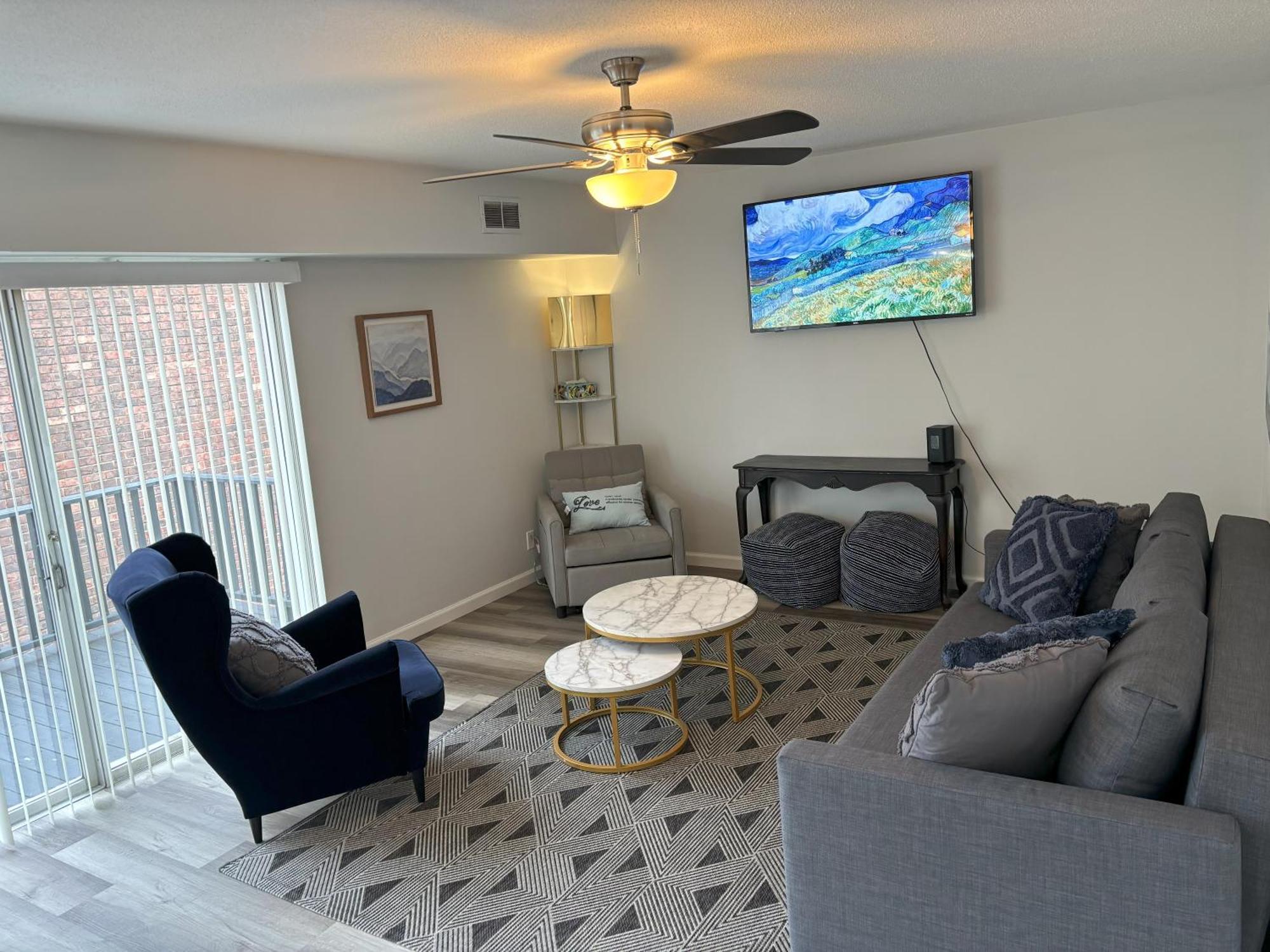 Peaceful Park 2 Bedroom Remodeled Family Suite Granite City Экстерьер фото